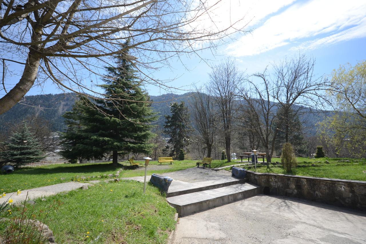 Guest House Likani 2017 Borzsomi Kültér fotó