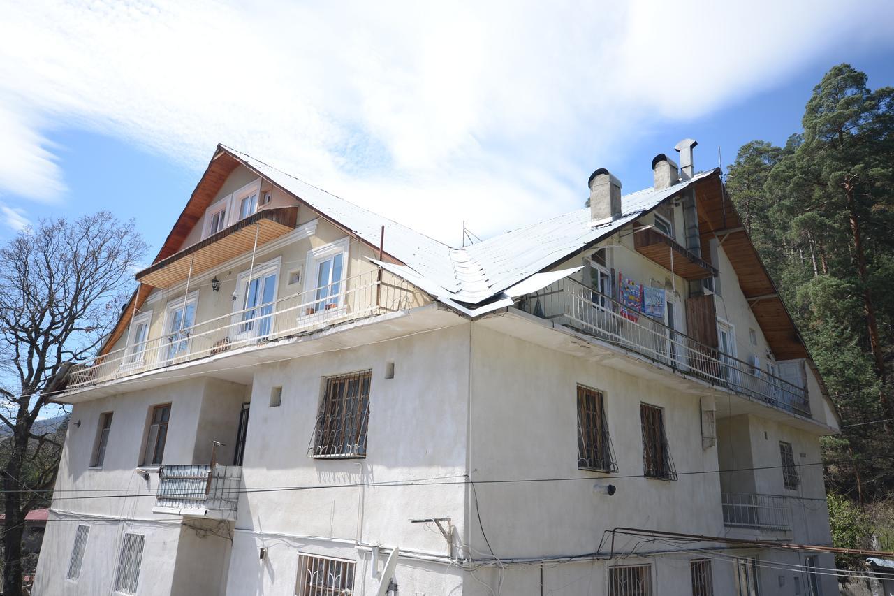 Guest House Likani 2017 Borzsomi Kültér fotó