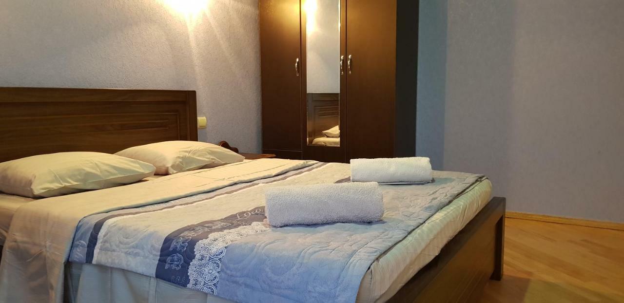 Guest House Likani 2017 Borzsomi Kültér fotó