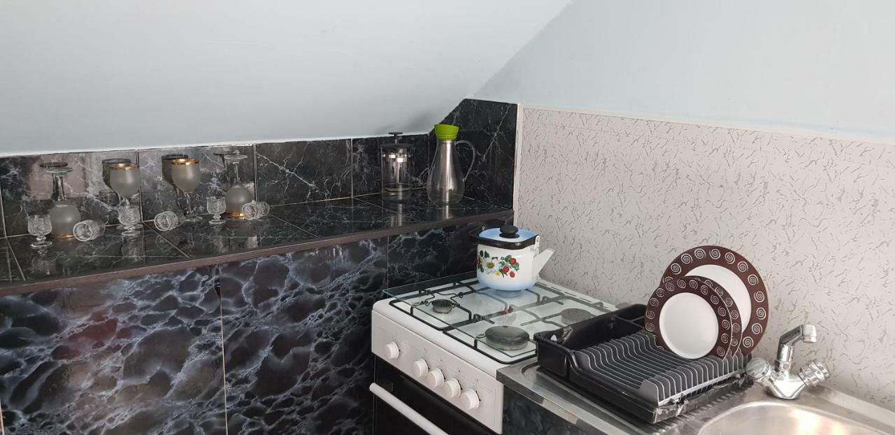 Guest House Likani 2017 Borzsomi Kültér fotó